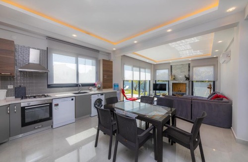 Atakoy Villa | Villa Tanem Atakoy Daily Weekly Rentals