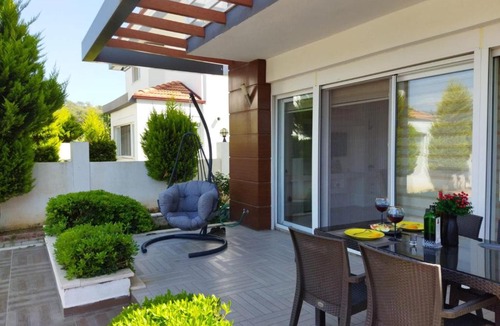 Ciftlik Villa | Villa Town