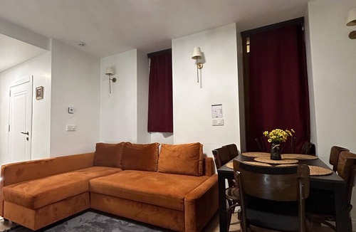Fatih Villa | Villa with Private Garden, BBQ, Sauna and Turkish Bath in Balat