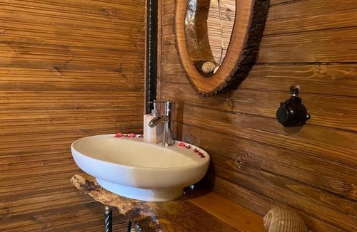 Dikili Hotel | Vrasna 1