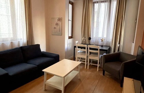 Cagaloglu Apartment | Walk to Sultanahmet | Comfortable 2BR Apartment