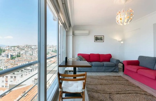 Karabaglar Condo | Windows On The Bay - izmir