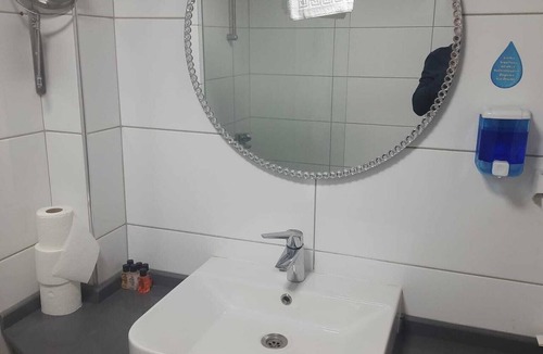 Sivaslı Bed & Breakfast | Yalim Garden Park Otel