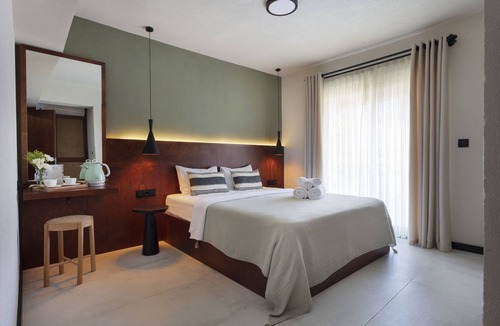 Mithatpasa Hotel | Zoi Cunda