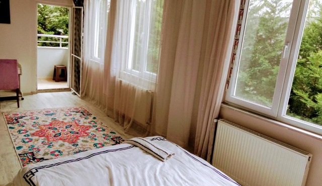 Ahmet Teacher Hotel, 6 minutes from the airport in Taşoluk