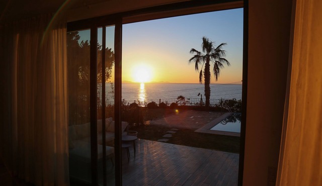 Amazing Villa with Private Pool and Greek Islands Sunset View in Yalikavak