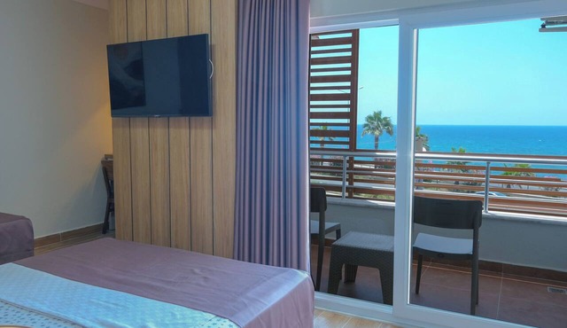 Azak Blue Otel in Alanya
