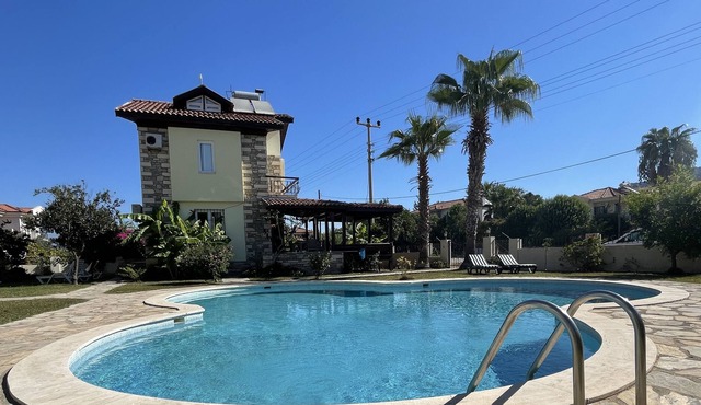Beautiful, refurbished villa in quiet area of Dalyan only 10 minute walk to town