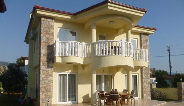 Beautiful Villa with Private Pool/ Garden. View of Rock Tombs & Kaunos Acropolis in Dalyan