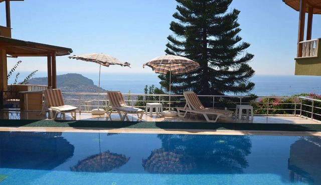 bektaş 3 3+1 lüx villa in Bektas