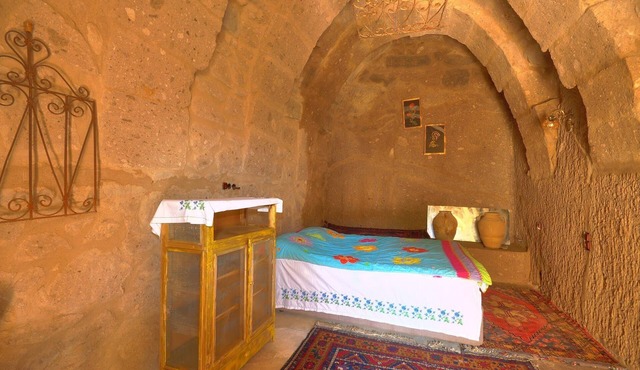 BELİSIRMACAVE in Guzelyurt
