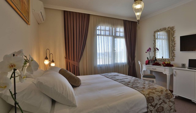 Bon Hotel City & Resort in Silivri