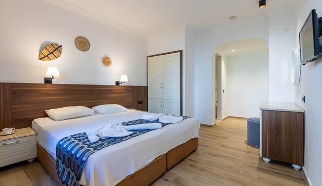 Bronze Hotel in Fethiye