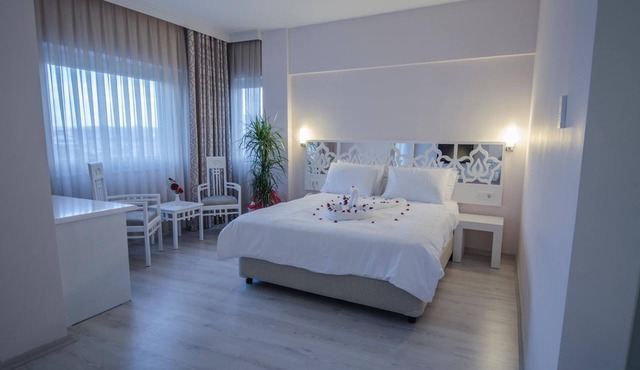 Cimenoglu Hotel in Denizli