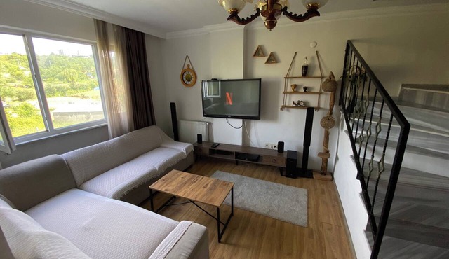 Closest House to Airport in Arnavutköy