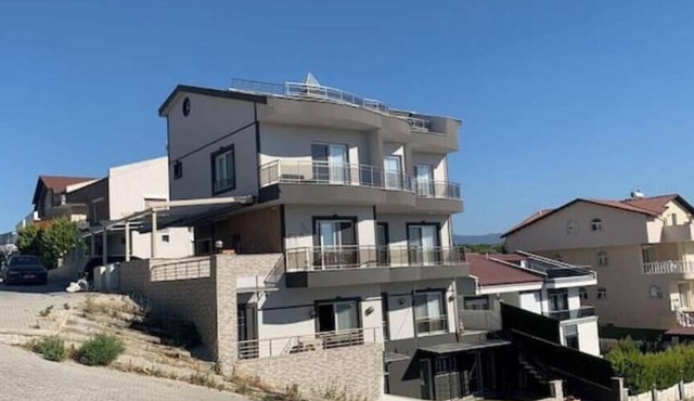 Cozy 2-bedroom apartment in enjoyable Aydın with AC in Aydın