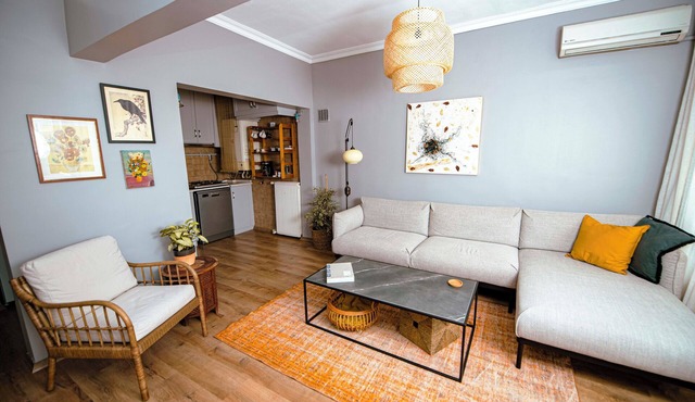 Cozy & Bright Urban Home in Center in İstanbul