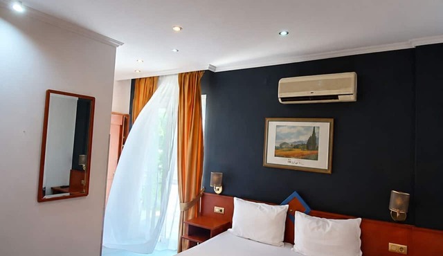 Doruk otel in Menderes