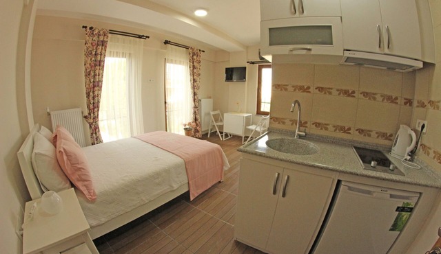 Ede Apart Hotel in Ezine