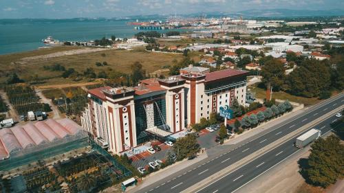 Elegance Resort Hotel & SPA Wellness-Aqua in Altinova