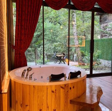 Esinti Bungalows Otel in Çamlıhemşin