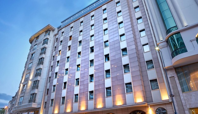 Feronya Hotel