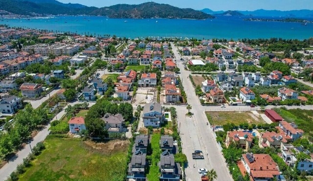 Fethiye Merkezi Konumda Özel Havuzlu Müstakil Villa in FETHİYE