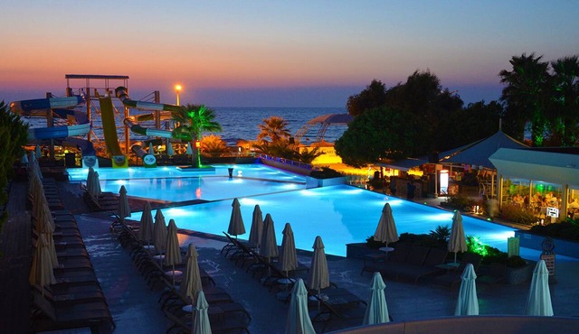Flora Garden Ephesus Hotel Kusadasiot in Kusadasi