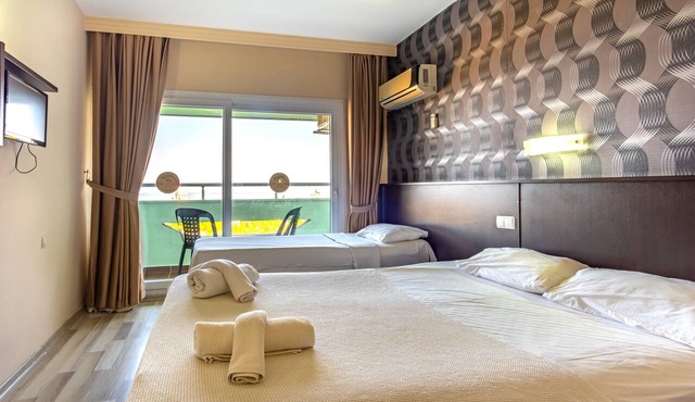 Green Gold Hotel in Kusadasi