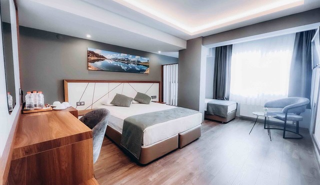 Hakcan Hotel in Izmir
