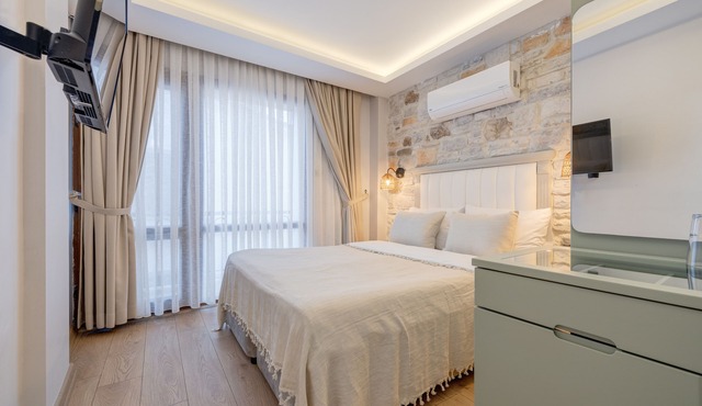 Hanedan Otel in Foça