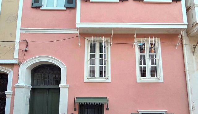 Historic Greek House with Sea View in Ayvalik in Balıkesir