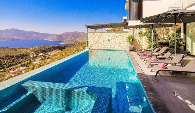 Holiday house Kas for 1 - 6 persons with 3 bedrooms - Luxury holiday home in Kas