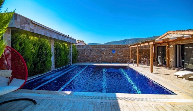 Honeymoon Villa with Private Pool in Kayaköy Fethiye