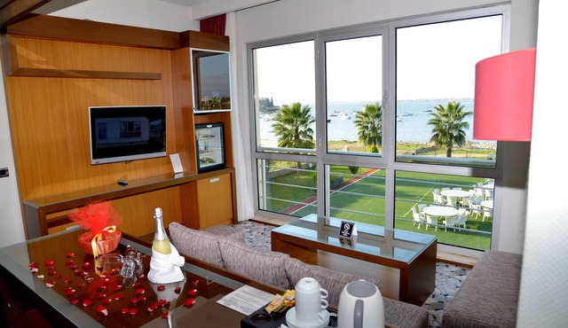 Hotel Hegsagone Marine Asia in Darica