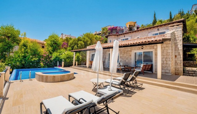 Karizma Property - Seafront Villa Hideaway in Kas