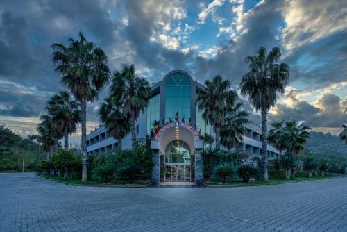 Kemer Grand Viking Resort Hotel All-Inclusive in Kemer