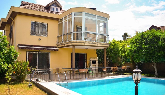 Kemer Monnaroza Villa in Kemer