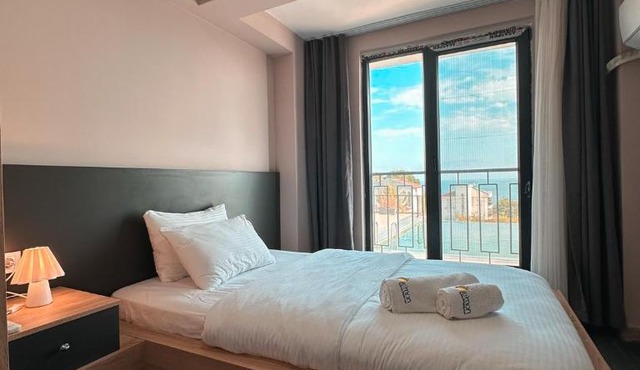 Lemon Suites & Restaurant in Korucuk
