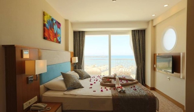 Marpessa Blue Beach Resort & SPA Hotel