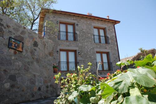 Olive Ranch Guest House in Bergas