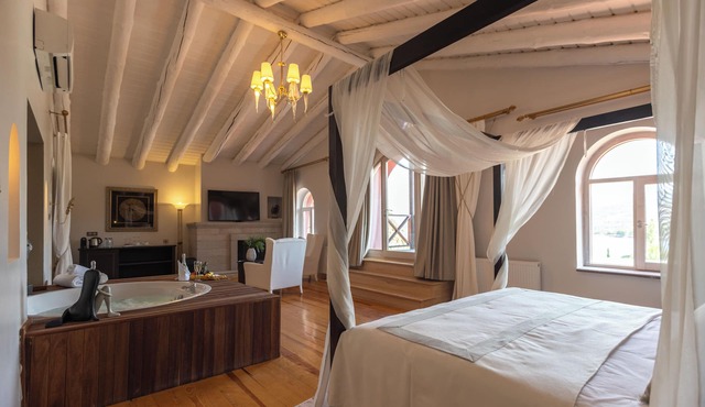 Oliviera Private Island Hotel – Kalem Island in Dikili