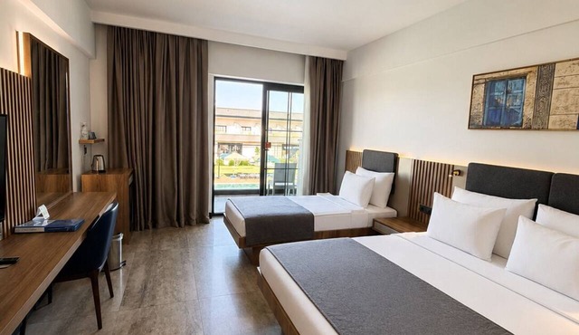 PAMUKKALE KAYA THERMAL SPA HOTEL in Denizli