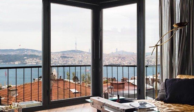 Panoramic Sea View Loft with Terrace BBQ in Istanbul