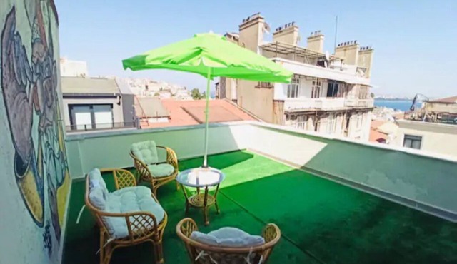 ★PRIVATE TERRACE ★UNIQUE VIEWS★ NEAR GALATA TOWER