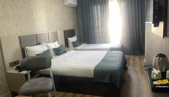 REAL HOTEL in Van