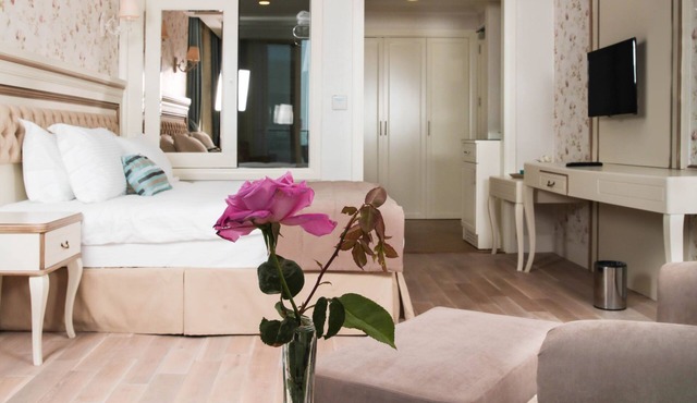 Rezone Health & Oxygen Hotel in Edremit