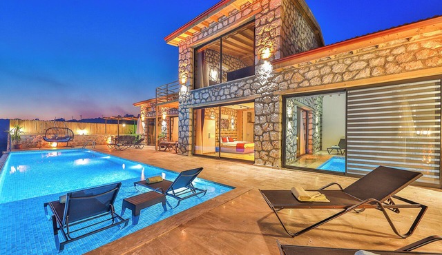 Sea View 4 Bedroom Villa in Patara Private with Indoor and Outdoor Pool in Gelemiş