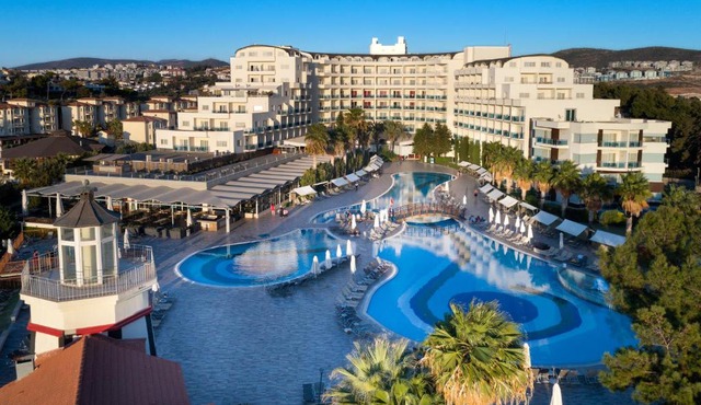 Sealight Resort Hotel in Kuşadası