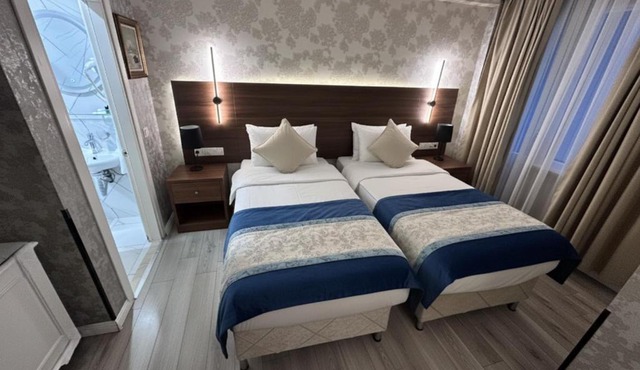Sophia B Corner Hotels & Restaurant in Istanbul